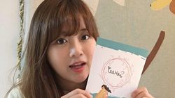 Kenangan Reaksi Baek Se-hee Buku Tteokpokki Dibaca RM BTS