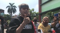 Roy Kiyoshi berterima kasih kepada semua pihak yang sudah membantunya selama ini. Foto: Hanif/detikHOT