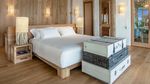 Penginapan Atas Air dengan Kamar Tidur Terbesar di Dunia