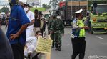 TNI-Polri Kawal Ketat Demo Buruh di Jatiuwung Tangerang