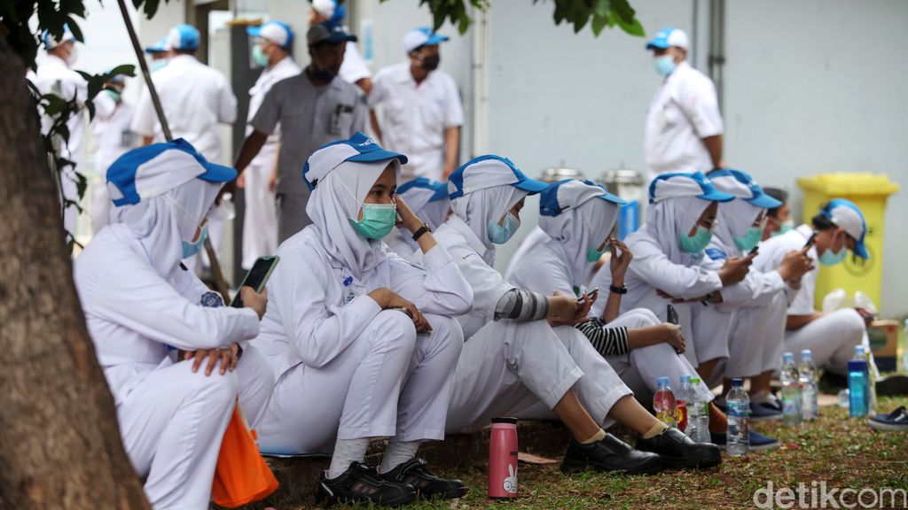 Omnibus Law Ruu Cipta Kerja Ditolak Mahasiswa Dan Buruh Lampung 