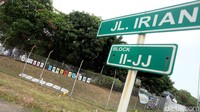 Omnibus Law Cipta Kerja sendiri baru saja disahkan DPR sore kemarin. UU ini diprotes keras oleh kalangan pekerja karena dinilai menguntungkan pengusaha dan cenderung melemahkan pekerja.