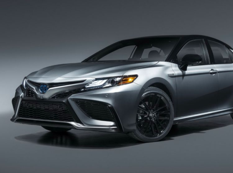 Toyota Camry Terbaru Makin Ganteng, Ini Tampangnya