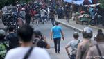 Foto: Pelajar Bentrok dengan Polisi di Palmerah