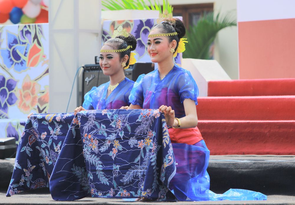 Contoh Motif Batik Buketan