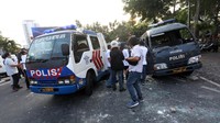Aksi yang menolak dan menuntut pembuatan Perppu untuk Undang-Undang Cipta Kerja tersebut nyaris merata dan berakhir ricuh di beberapa daerah.