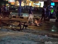 Fasilitas Umum Rusak Saat Demonstran Ricuh di Bandung, Ini Daftarnya