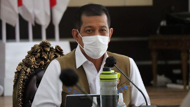 Doni Monardo hadir di Gorontalo, Pemerintah Pusat melalui Satuan Tugas Penanganan COVID-19 terus mendorong upaya penguatan penanganan COVID-19 di daerah melalui perubahan perilaku dan menegakkan penerapan protokol kesehatan sebagai bentuk pencegahan. (Dok: BNPB)