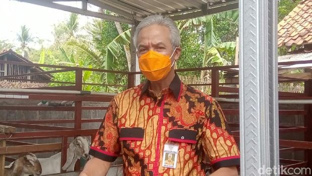 Gubernur Jawa Tengah Ganjar Pranowo di Purworejo, Rabu (7/10/2020).