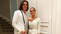 Edinson Cavani memiliki kekasih bernama Jocelyn Burgardt Foto: Instagram Edinson Cavani