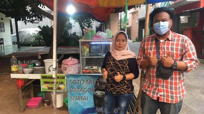 #KansasBukaLagi, Gerakan Alumni Bantu Lariskan Pedagang Kantin Sastra UI