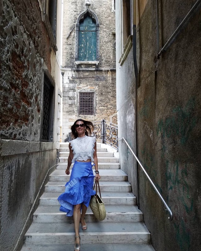 Kate sendiri mengaku jika bekerja di industri yang didominasi pria punya banyak tantangan. Dulu, ada kapten-kapten tiranikal yang tidak bisa kamu ajak bicara kecuali mereka bicara padamu. Selama 20 tahun lebih, aku melihat akhir dari orang-orang ini. Atau jika mereka tidak bisa beradaptasi, mereka tidak punya tempat di kapal, Foto: Instagram @captainkatemccue