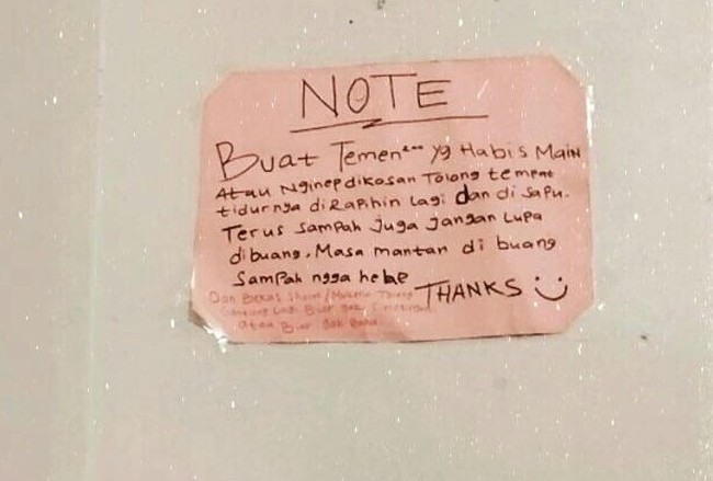 Nah loh, malah jadi bawa-bawa mantan nih.. Foto: Twitter/@howtodresvvell