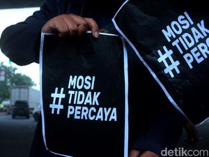 Mosi Tidak Percaya dan DPR RI Khianati Rakyat Menggema di Twitter