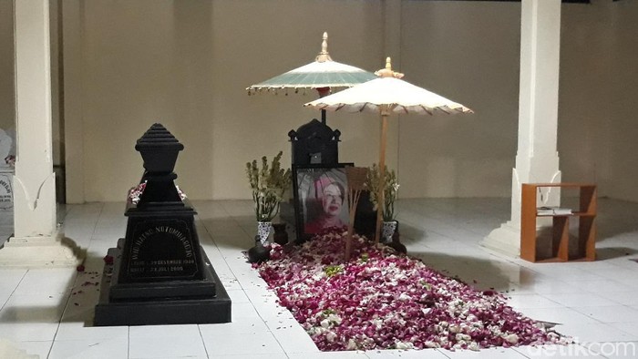 Makam orang tua Presiden Joko Widodo (Jokowi) setelah dikunjungi, Rabu (7/10/2020).