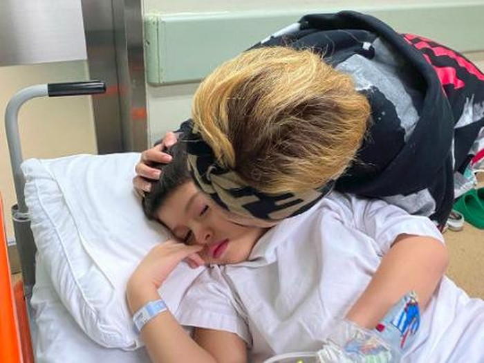Anak Nikita  Mirzani  Jalani Operasi Hari Ini Sakit Apa 