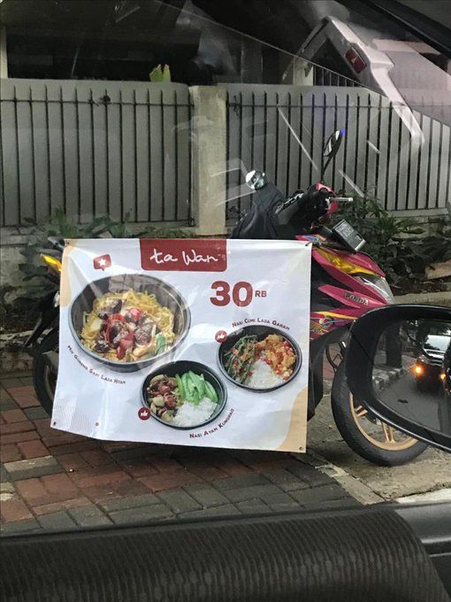 Restoran Jualan Turun ke Jalan Demi Bertahan di Tengah Pandemi