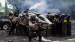 Demo Tolak UU Ciptaker di Bandung Ricuh, Fasilitas Umum Dirusak