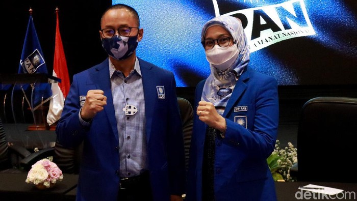 Senyum Desy Ratnasari Usai Jadi Ketua DPW PAN Jabar