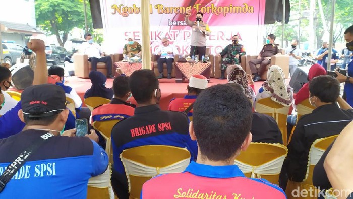 Serikat Pekerja di Mojokerto Pilih Ngobrol Bareng Forkopimda