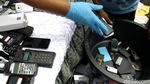 Sex Toys-Barang Elektronik Dimusnahkan Bea Cukai Yogya