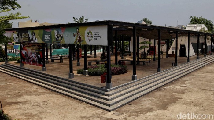 Taman Kalijodo tampak sunyi dan sepi saat Jakarta tengah terapkan PSBB ketat. Seperti apa potretnya kini?