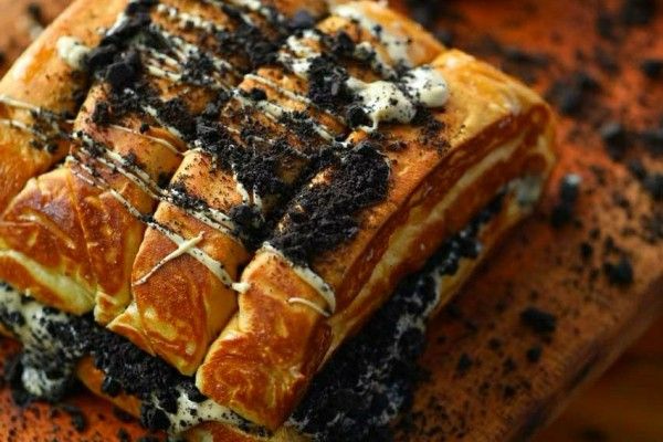 5 Tempat Jajan Roti Bakar Topping Melimpah di Malang