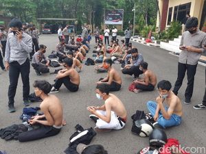 Ngaku Ikut-ikutan, 75 Pelajar Diamankan Saat Akan Ikut Demo di Banten