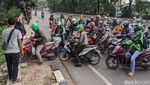Ada Demo Pemotor Balik Arah di Tangerang