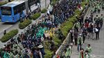 Aksi Long March Mahasiswa dan STM di Kawasan Senen