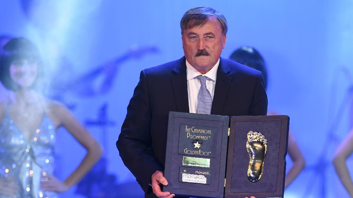 Antonin Panenka dilarikan ke rumah sakit akibat terjangkit virus Corona. (Foto: Valerio Pennicino)