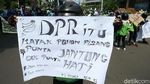 Begerak ke DPR, Buruh Diadang Polisi di Taman Ria Senayan