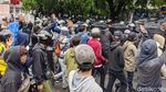 Blokade Dibuka, Buruh Mengalir ke Arah Kalideres Jakbar