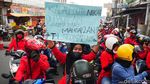 Buruh Cimahi Bergerak ke Gedung Sate Bandung