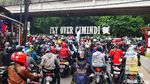 Buruh Cimahi Bergerak ke Gedung Sate Bandung