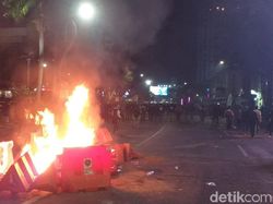 Mahasiswa 2 Kampus di Surabaya yang Demo Omnibus Law Masih Ditahan