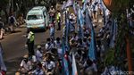Penampakan Buruh Astra Daihatsu Demo Tolak Omnibus Law