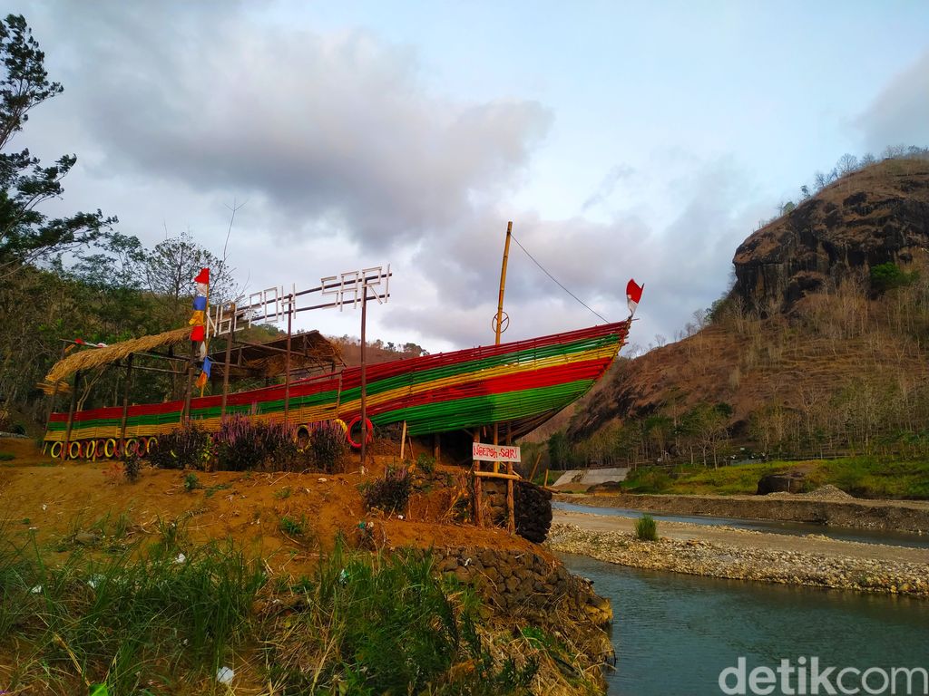 Wisata Asri Murah Meriah di Sriharjo Imogiri Bantul Wisata Asri Murah Meriah di Sriharjo Imogiri Bantul