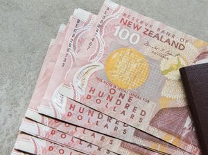 Mau Sumbangkan Sprei Bekas, Eh di Dalamnya Ada Uang Rp 38 Juta