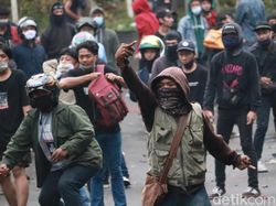 Terlibat Demo Ricuh di Bandung, Pelajar SD-SMP Diamankan Polisi