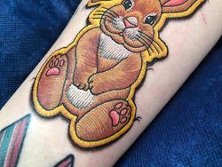 Keren! Seni Tato Seperti Bordiran Jahitan