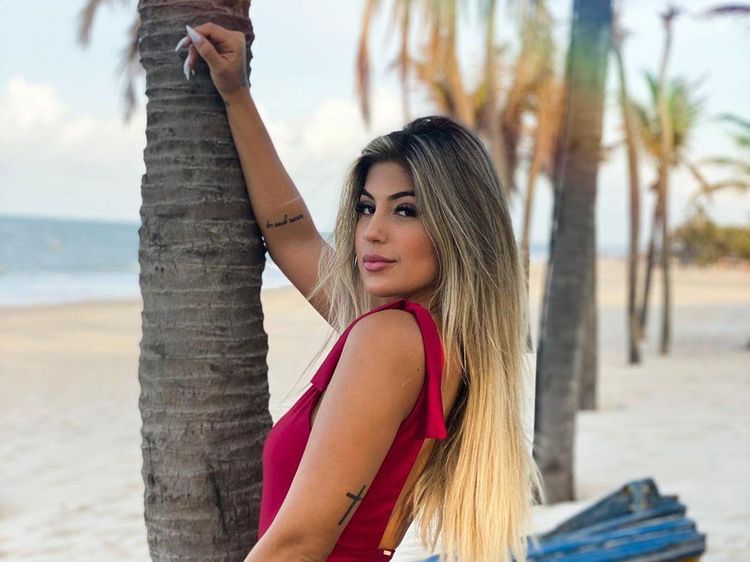 WAGs Baru Arsenal: Model Seksi dari Brasil, Siapa Dia?