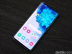 Unboxing Galaxy S20 FE, Ponsel Rp 10 Juta Berpenampilan Trendi