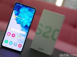 Unboxing Galaxy S20 FE, Ponsel Rp 10 Juta Berpenampilan Trendi