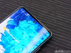 Unboxing Galaxy S20 FE, Ponsel Rp 10 Juta Berpenampilan Trendi