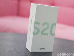 Unboxing Galaxy S20 FE, Ponsel Rp 10 Juta Berpenampilan Trendi
