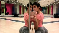 Georgina memang memiliki paras cantik dan tubuh seksi hingga membuat beberapa pria jatuh hati. Dok. Instagram/georginagio