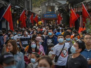 Jutaan Warga China Menyerbu Tempat Wisata saat Golden Week