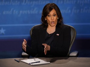 Bahas Transparansi, Kamala Harris Singgung Laporan Pajak Trump