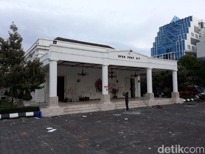 Dirusak Massa Demo Tolak Omnibus Law, Kantor DPRD DIY Ditutup 3 Hari